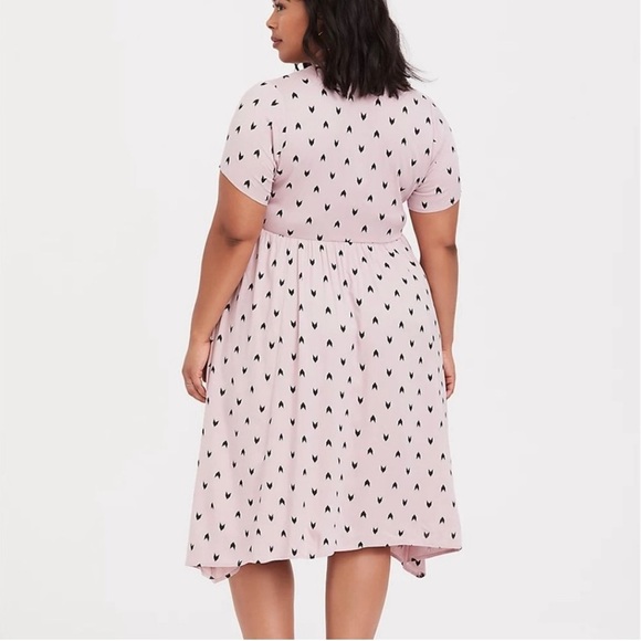 Torrid Midi Challis Sharkbite Shirt Dress size 2X Lavendar Ikat with Chevrons - Picture 3 of 9